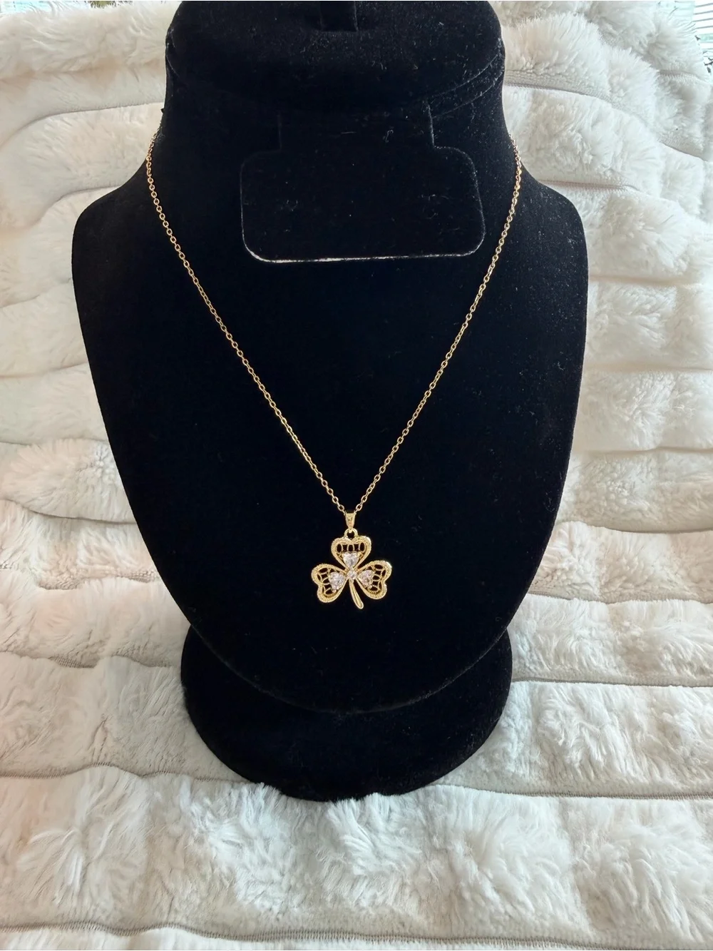 Gold Shamrock Pendant Necklace - Women Jewelry